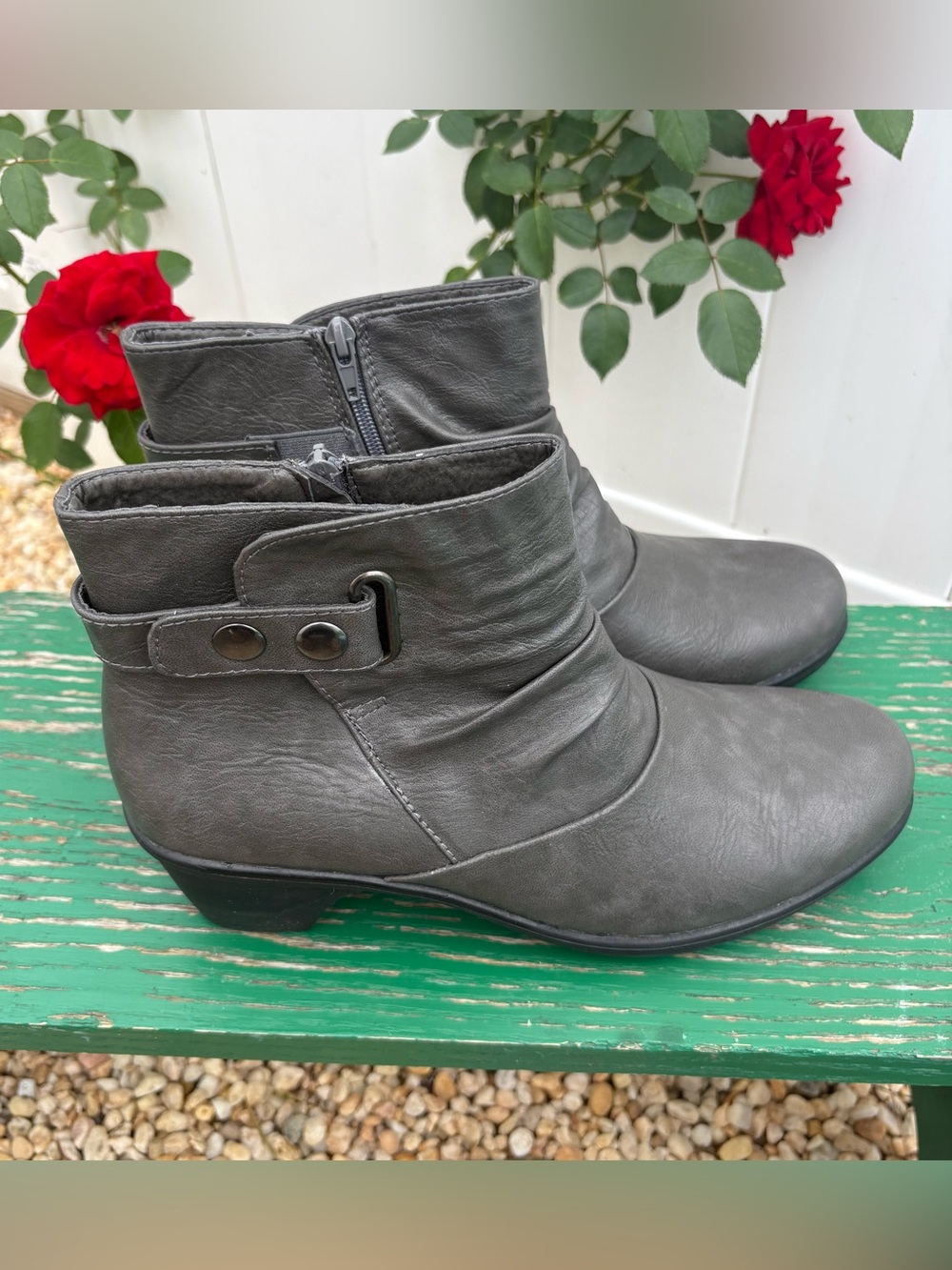 Easy Street Wynne Grey Ruched Strap Ankle Boots Women's Size 10